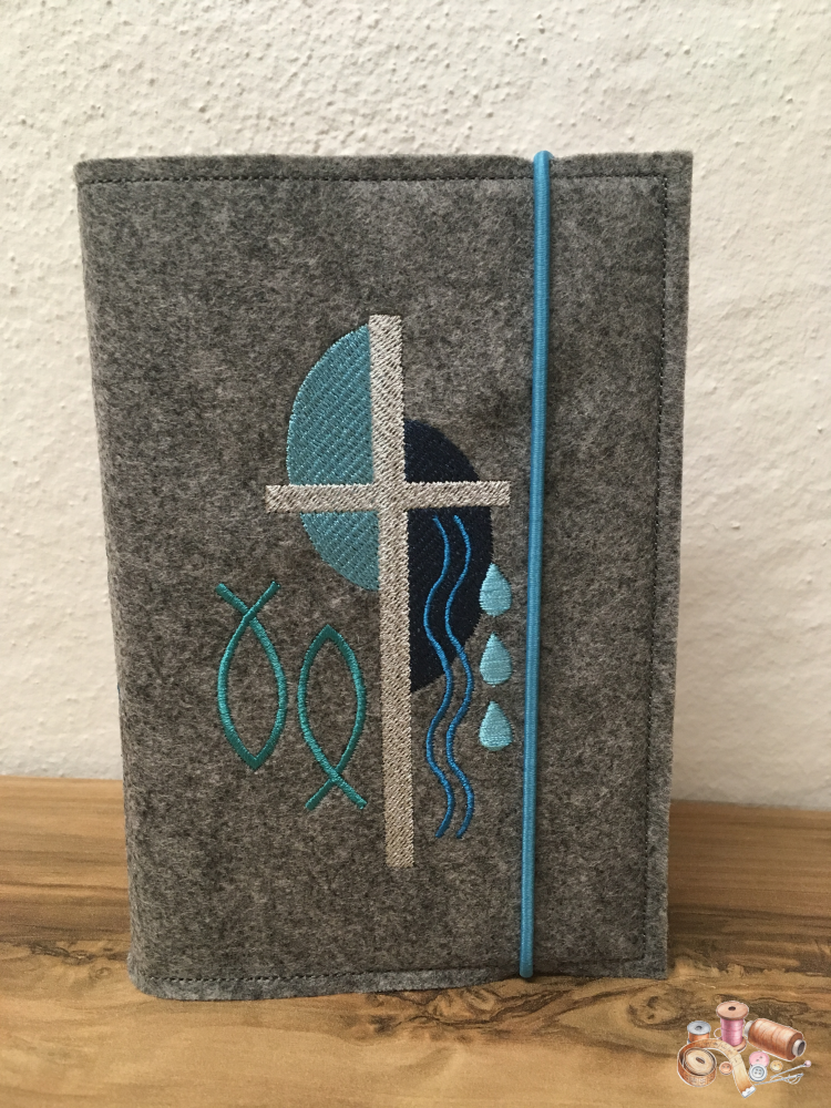 Gotteslobhülle aus Filz bestickt