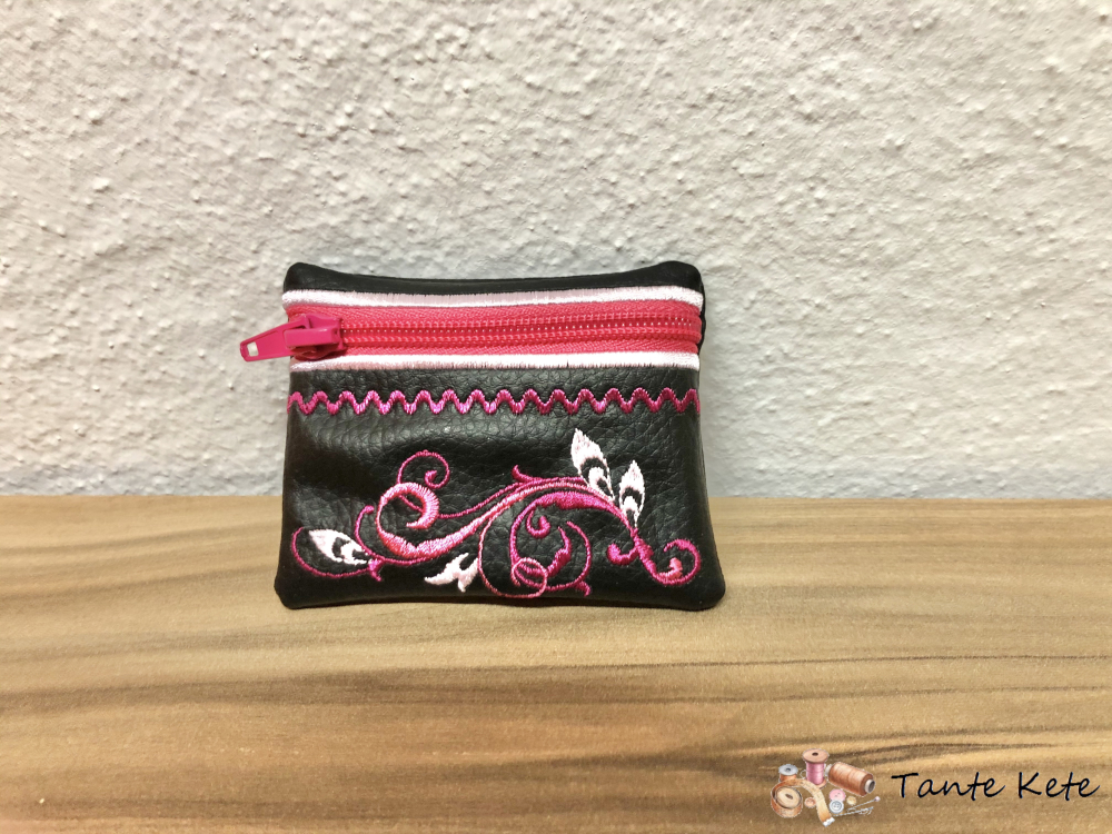 Geldbeutel - Kunstleder - bestickt - pink